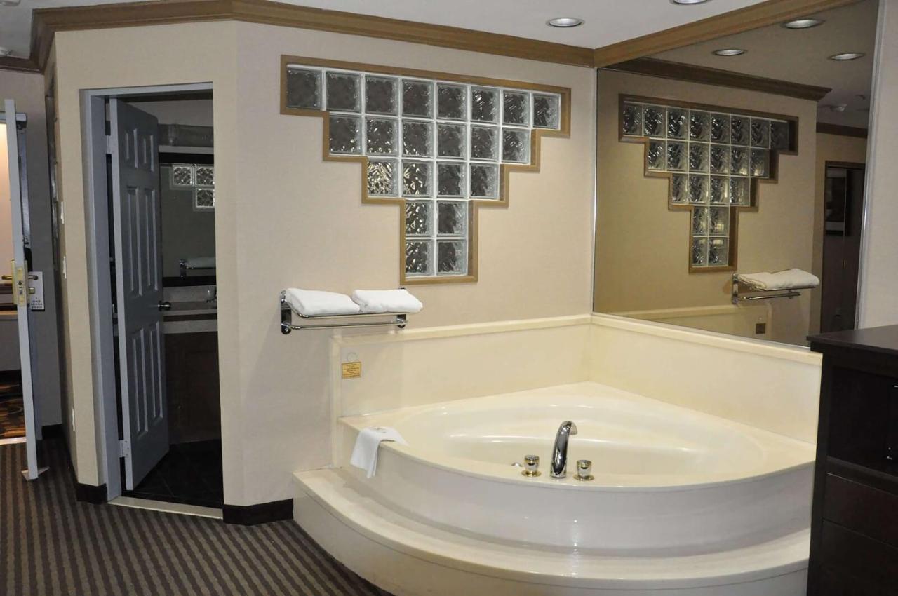 Ramada By Wyndham Abbotsford